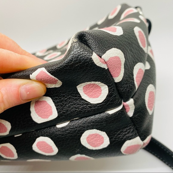 Sydney Love Bags Sydney Love Crossbody Bag Vegan Black And Pink